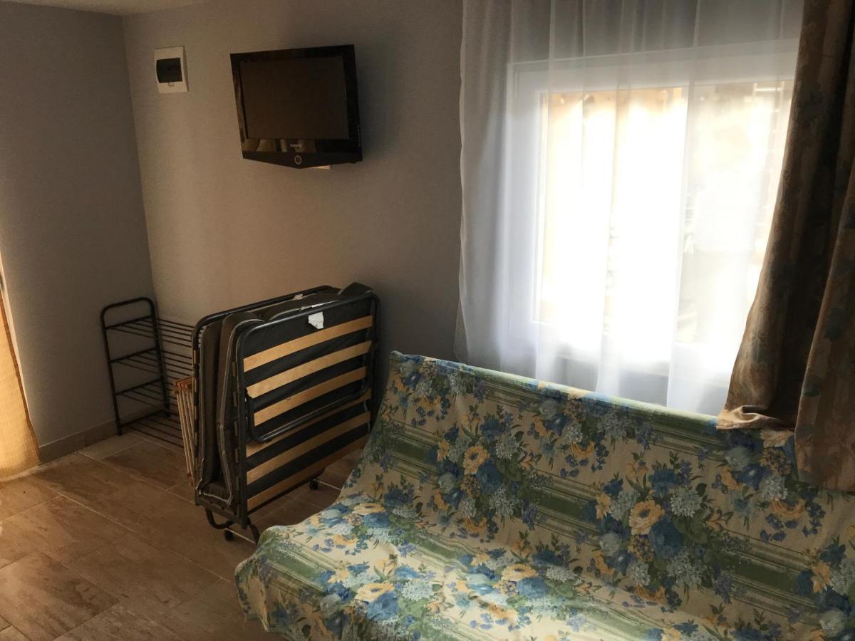Dunasor1 Apartman Domsod ภายนอก รูปภาพ