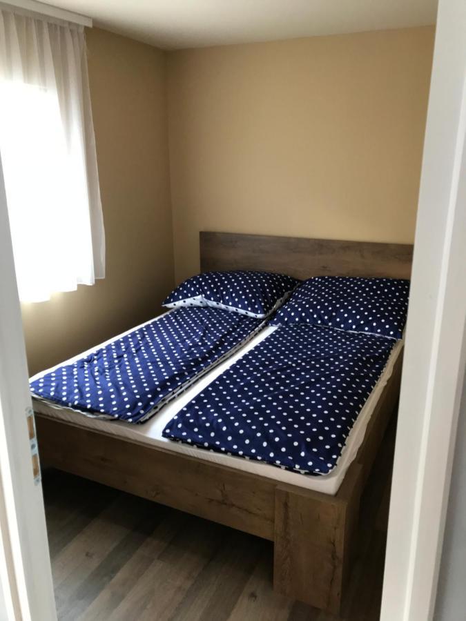 Dunasor1 Apartman Domsod ภายนอก รูปภาพ